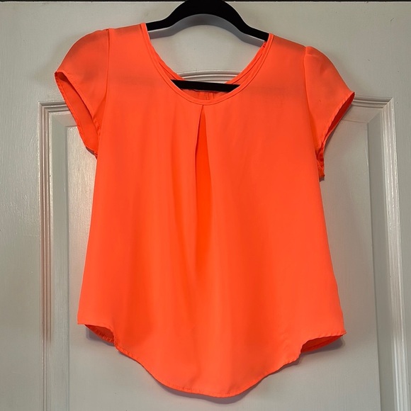 E M Tops - Women's Orange Top with button down back